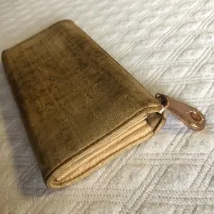 Mulberry | Bags | Mulberry Zip Zippy Leather Long Wallet  display picture 1